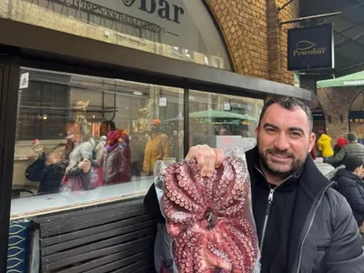 Pescobar, „în pana prostului” cu un Porsche 911 pe Autostrada Soarelui. Cine l-a „salvat”? - Foto: Facebook / Anuntul UK