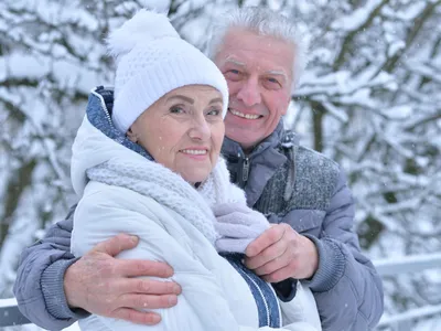 Pensionari la pensie, iarna - Foto: Freepik