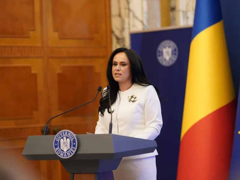 Ministrul Muncii: Dăm un ajutor la pensie și pentru mame singure. Banii, în funcție de domiciliu - Foto: Facebook / Ministerul Muncii și Solidarității Sociale