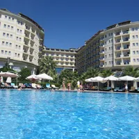 Peripețiile unor români la cinci* în Antalya. Cameră proastă în prima fază și mâncare mai cu rația FOTO Facebook
