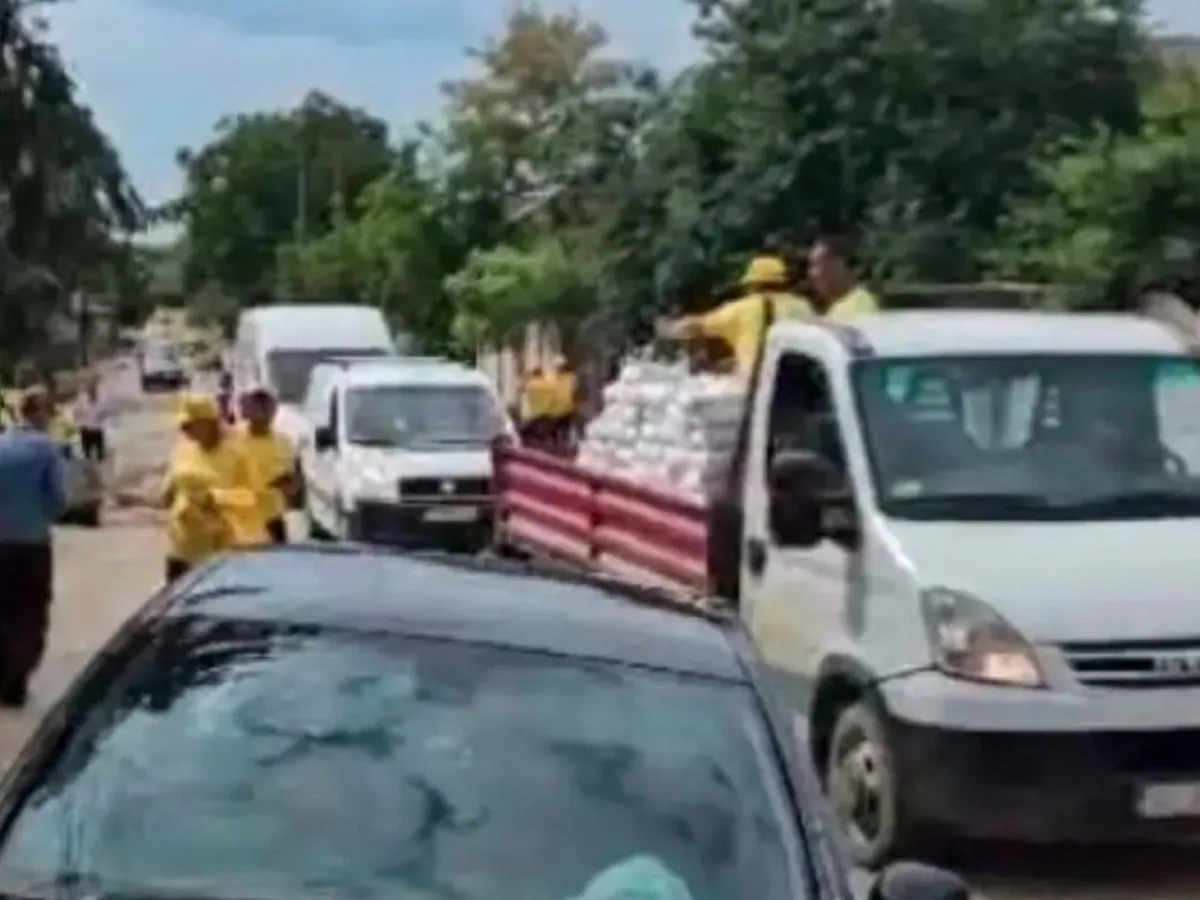 Polițiștii au descoperit că autoritățile dintr-o comună ofereau mită electorală. Anunțau pe internet Foto: captură video youtube