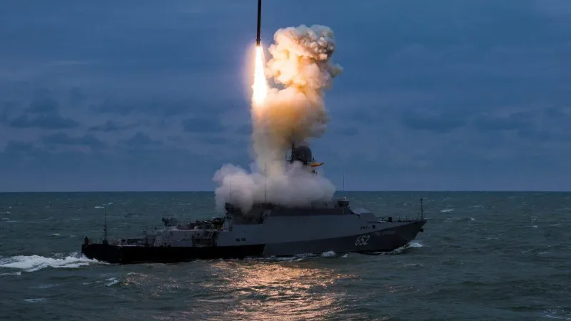 ALERTĂ Putin trimite în Marea Neagră două nave cu rachete care lovesc la 1.500 km. Ce misiune au? - Foto: unian.net