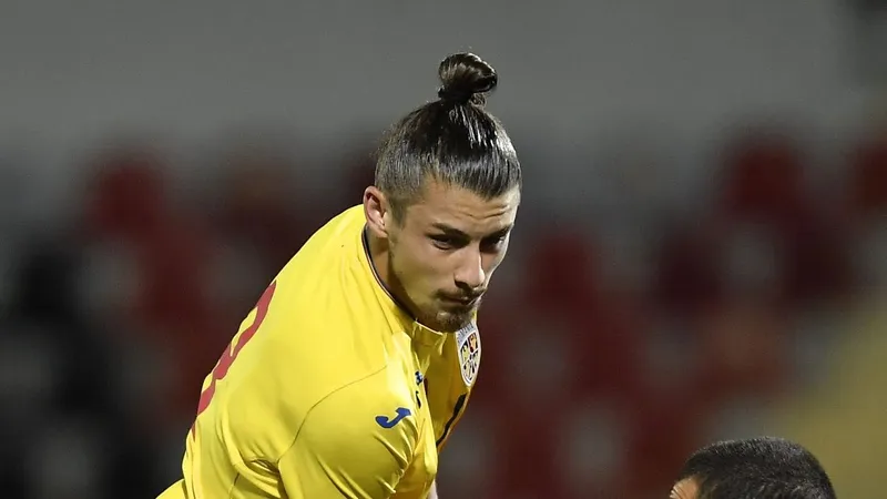 Unde se transferă până la urmă Radu Drăguşin - Foto: INQUAM PHOTOS / Alex Nicodim