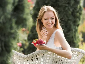 Fructele din grădină care detoxifică organismul și conțin vitamina C. Le mănânci din țărână - Foto: Freepik (imagine cu rol ilustrativ)