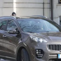FOTO Becali a renunțat la Mercedes și la Maybach. Conduce o mașină second hand / Prosport