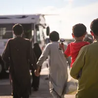 MAE anunță că au fost evacuaţi din Afganistan 61 de cetăţeni afgani prin efortul Celulei de criză/FOTO: Facebook/The White House