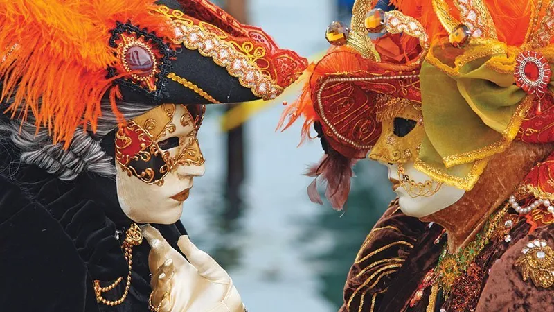MĂȘTI ȘI AMOR Veneția are un atuu, căci pe 23 februarie începe celebrul carnaval din piața San Marco.