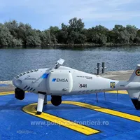 Frontiera de la Marea Neagră, supravegheată Frontiera României de la Marea Neagră, supravegheată din nou cu drone de tip elicopter / FOTO: politiadefrontieră.ro