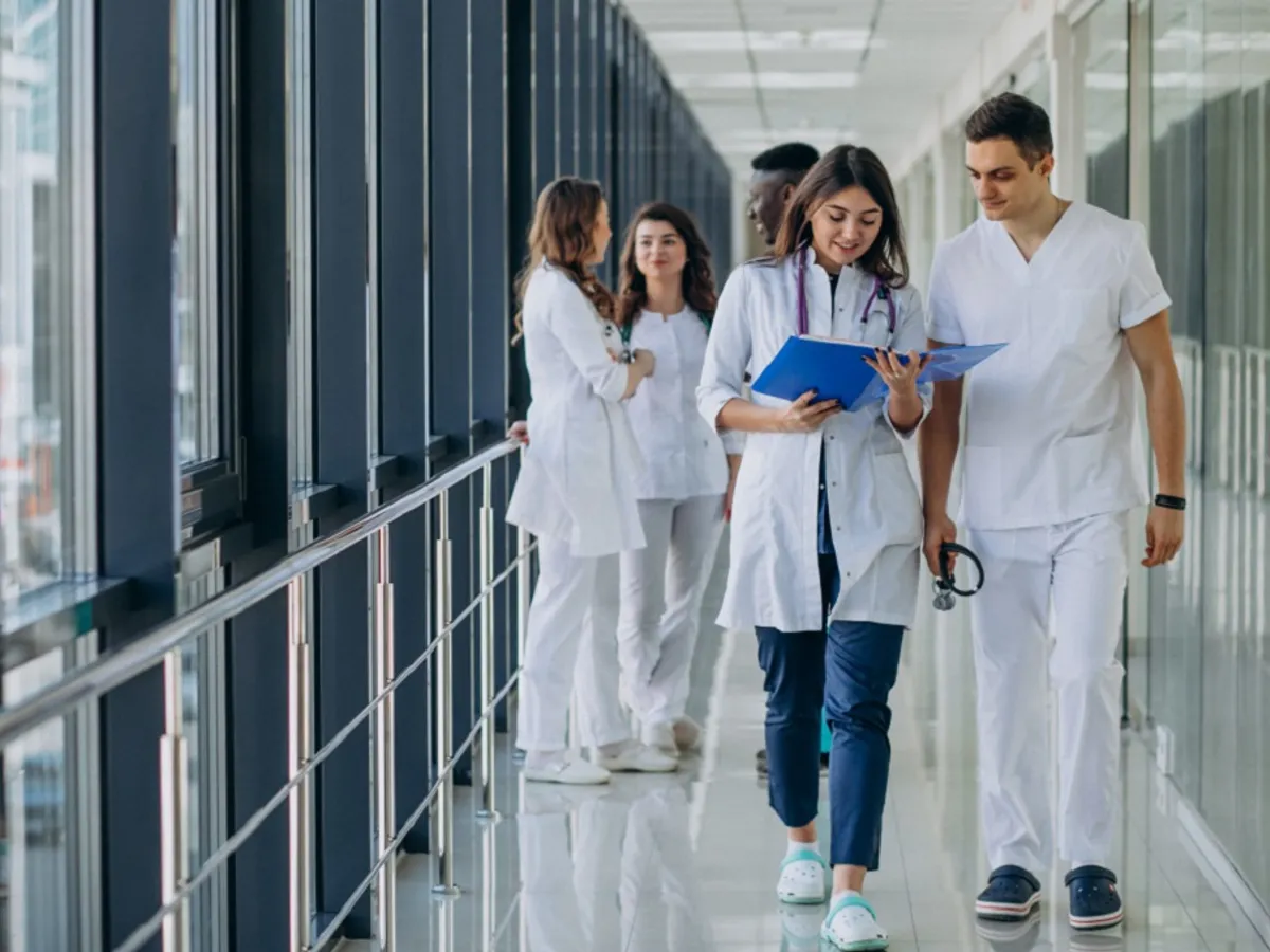 Medici în spital - Foto: Freepik (rol ilustrativ)