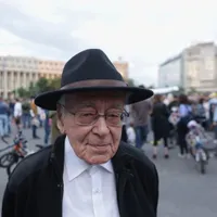 Mihai Șora, una dintre prezențele obișnuite la protestele pro-Justiție. Foto Inquam Photos