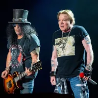 Guns N' Roses a lansat un nou single, „Absurd”, prezentat în turneul „We're F'N Back!”Foto: news.ro
