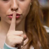 Amenzi de 1.500 lei pentru cei care fac acest lucru la bloc și nu numai. Ce prevede legea? - Foto: Profimedia Images/ Imagine cu caracter ilustrativ