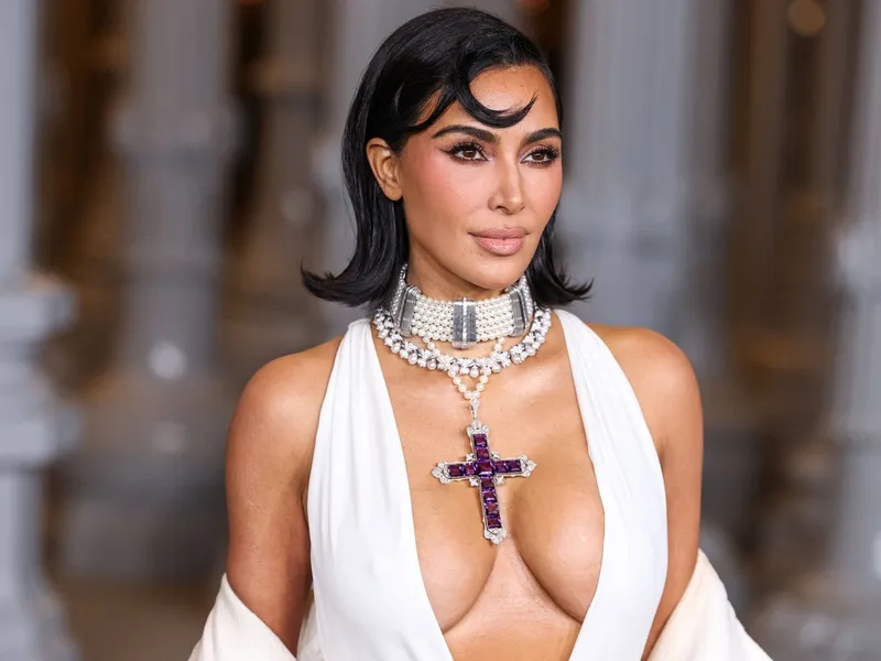 Critici dure! Kim Kardashian a stârnit un val de furie purtând scandalos crucifixul prințesei Diana - FOTO: Profimedia(imagine cu rol ilustrativ)