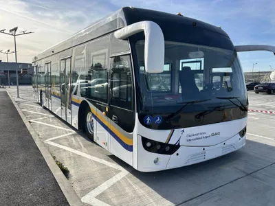 Autobuz electric aeroportuar DAC Aerobus 14.100 - Foto: Autovehicule DAC SA