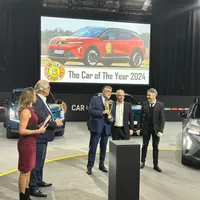 Mașina Anului 2024 în Europa este din nou electrică: Renault Scénic E-Tech. BMW Seria 5, pe 2 - Foto: caroftheyear.org