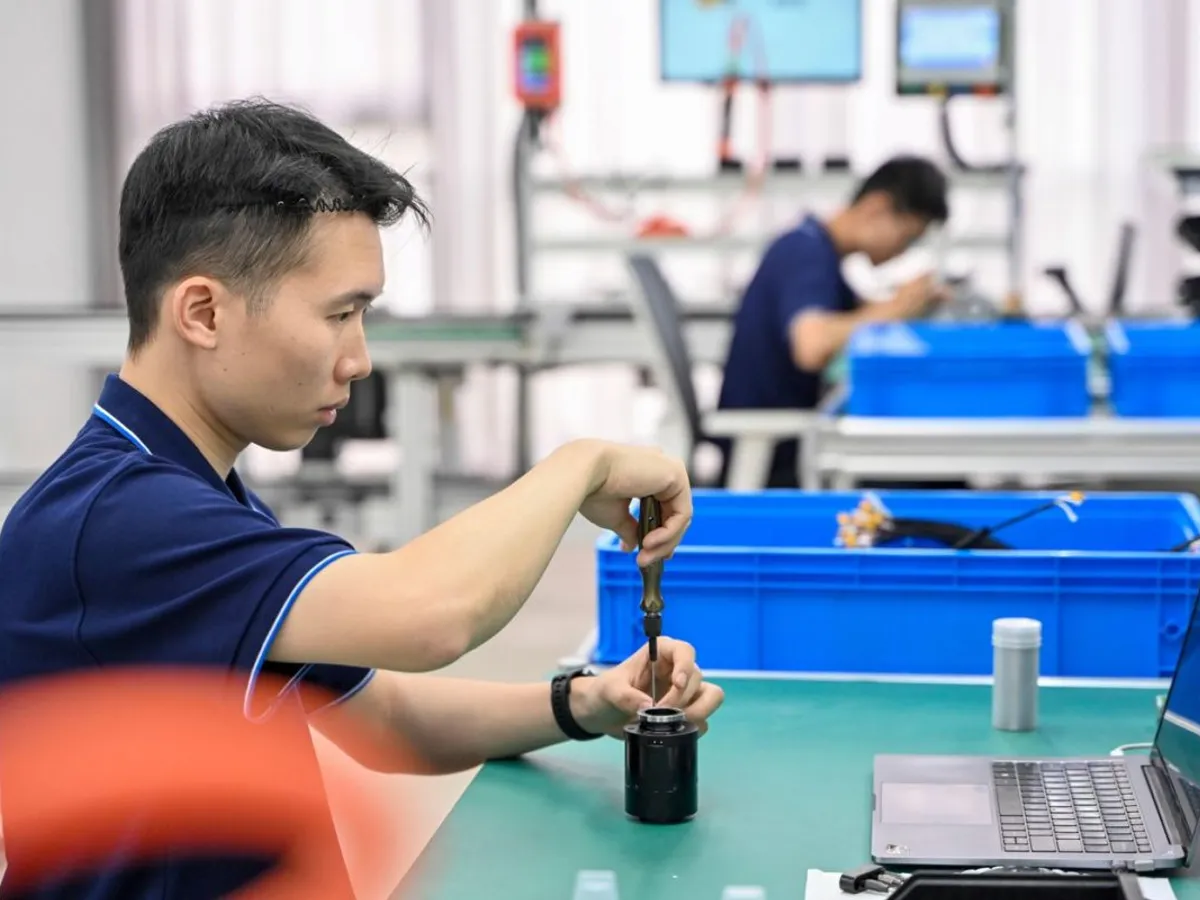 Furtună economică în China: PIB-ul scade la 4,3% şi ratează ținta stabilită. Războiul din Iran pune capac