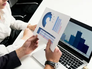 Curs BNR, 22 mai. Moneda euro se depreciază puţin, sub pragul psihologic de 5.10 lei - Foto: Pexels/Artem Podrez