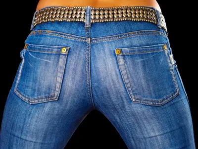 Prima pereche de pantaloni din denim cu nituri de cupru, „blugii” de astăzi, a fost făcută şi vândută acum 150 de ani - Foto: Profimedia Images - Imagine cu rol ilustrativ