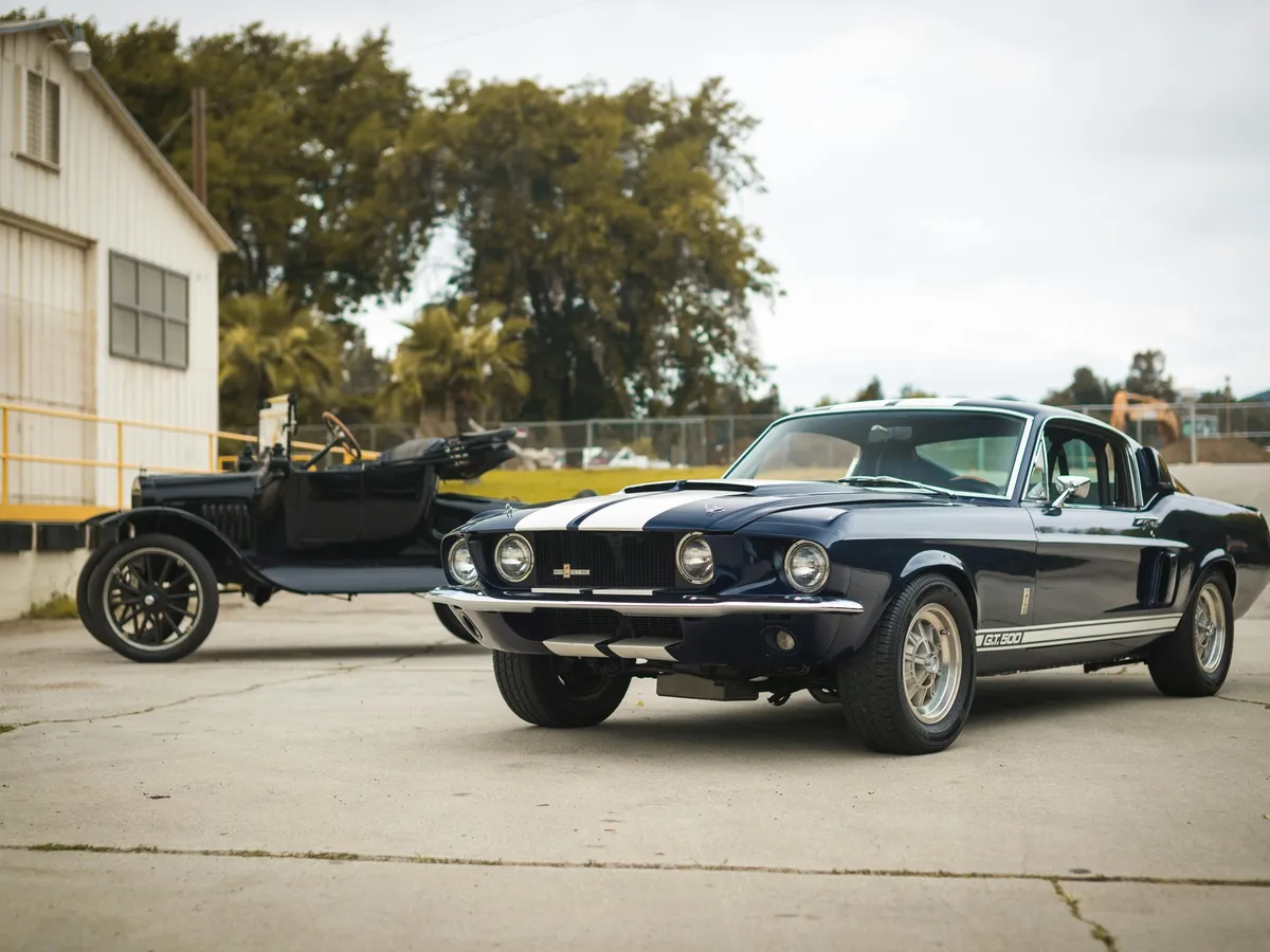 10 mașini care au creionat istoria automobilului. De la Model T, la Beetle, GTO, MINI și Mustang - Foto: This Day in Automotive History - Drive History