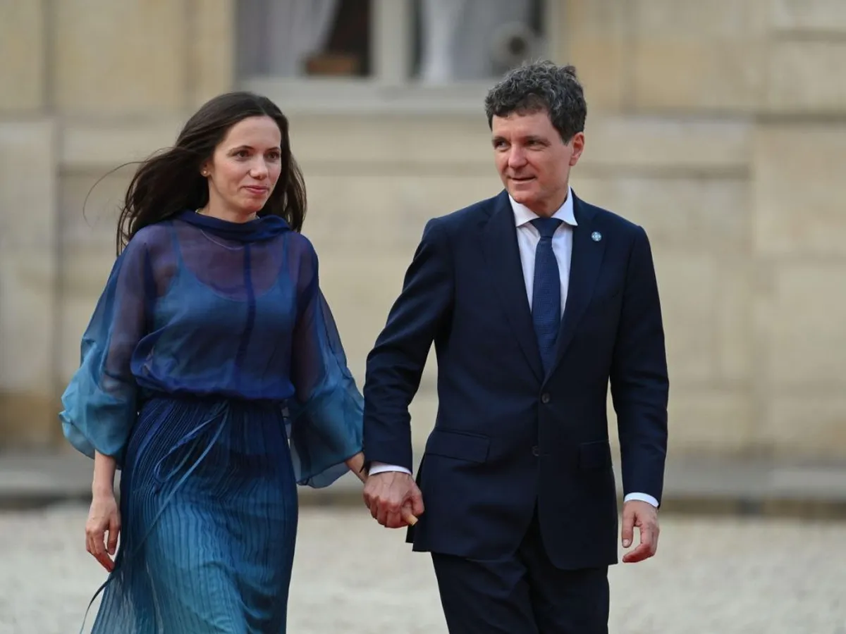 Preşedintele Nicuşor Dan şi partenera lui, Mirabela Grădinaru, la Palatul Élysée - Foto:  Profimedia Images