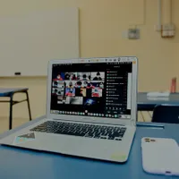 Universitățile din România schimbă strategia pentru examene, după scandalul studenților de la Drept/FOTO: Unsplash.com