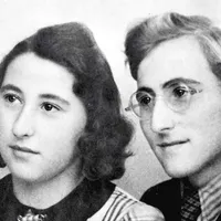 Soții Margot și Gerhard Beck Gerhard a fost reținut de Gestapo în 1943, iar soția sa, Margot, a fost una dintre  femeile care au protestat, cerând eliberarea sa