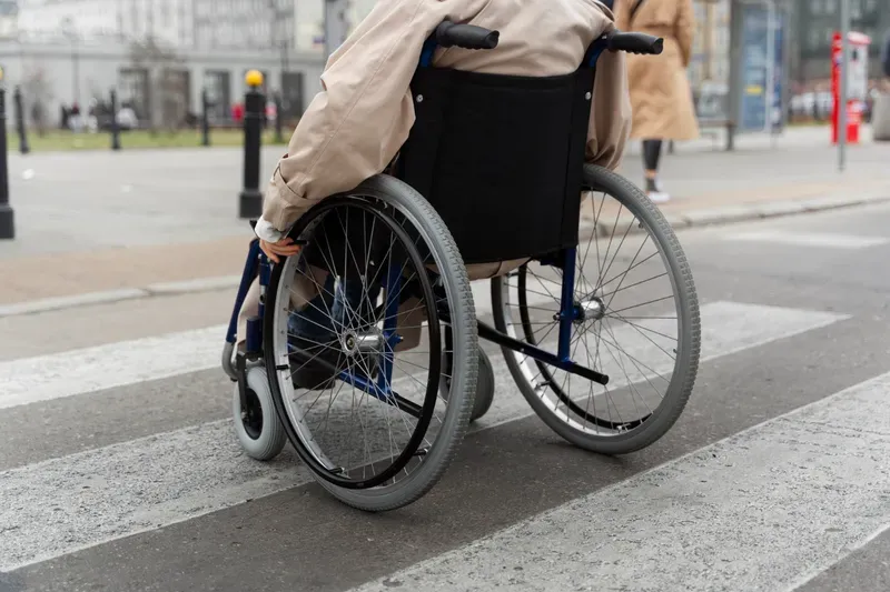 Persoană cu handicap - Foto: Magnific (Imagine cu rol ilustrativ)
