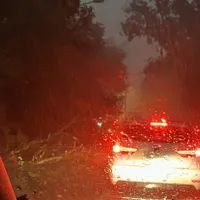 Rupere de nori într-un județ din țară! De 30 de minute este furtună violentă cu tunete și fulgere - Foto: Radar iasi