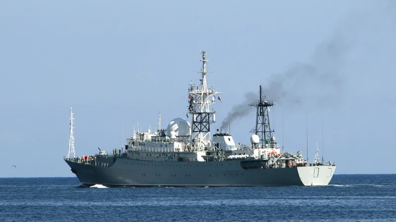 Nava de spionaj Viktor Leonov a Marinei Ruse-Foto: Profimedia Images