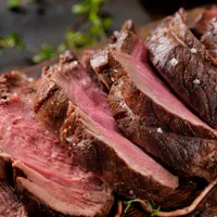 Consumul de carne roșie și lactate previne cancerul - Foto: Popular Science (imagince cu caracter ilustrativ)