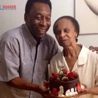 Pele și mama sa- Foto: lifebogger.com