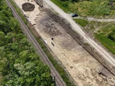 Necropola preistorică, găsită în apropierea viitoarei căi ferate Caransebeș-Lugoj - Foto: Direcția de Cultură Timiș