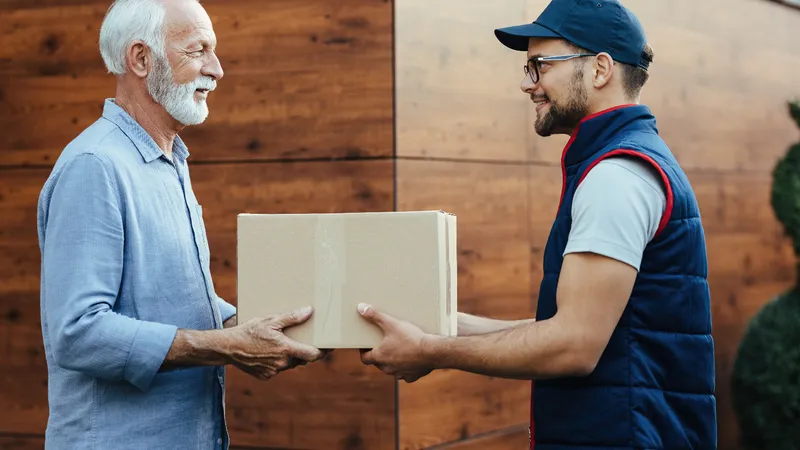 Poștașii aduc un bonus mare la pensie săptămâna aceasta. Care pensionari îl primesc? DOCUMENT - Foto: Freepik