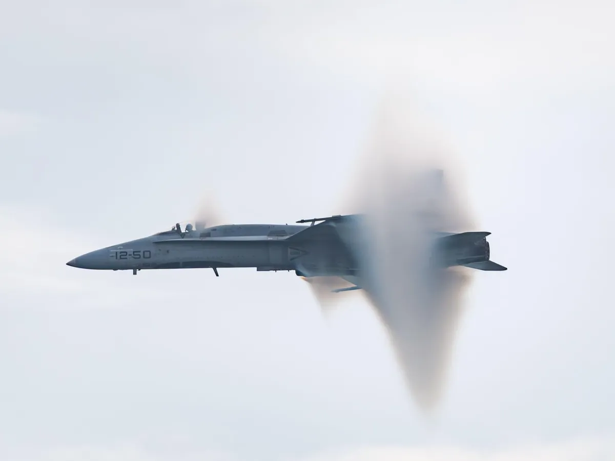 F-18