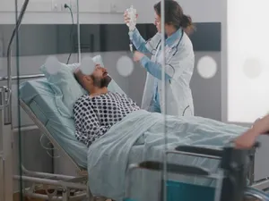 pacient la spital - Foto: Freepik (rol ilustrativ)