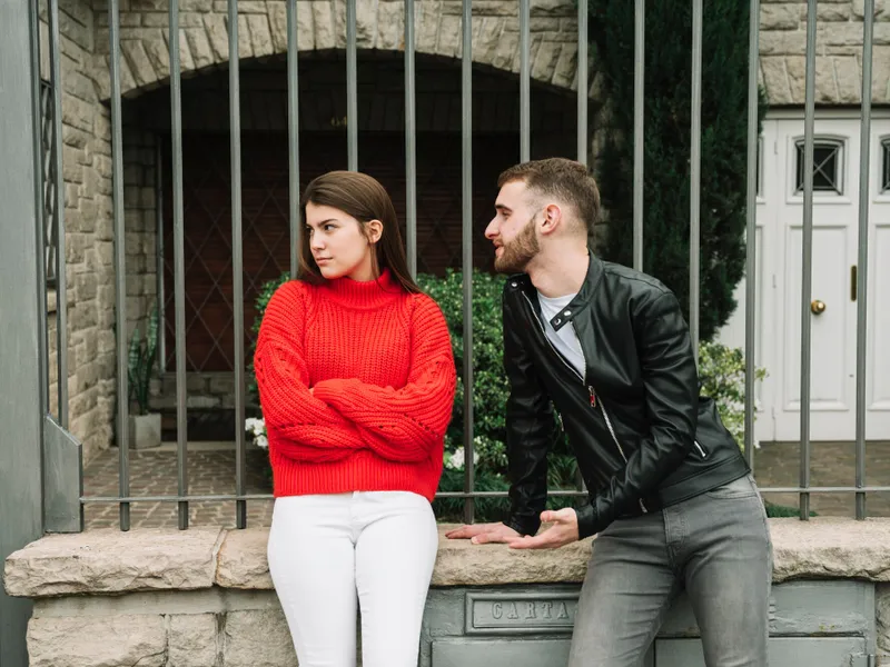 Sondaj Cine e mai deschis să facă sex la prima întâlnire: bărbații sau femeile? Primul sărut, când? - Foto: Freepik