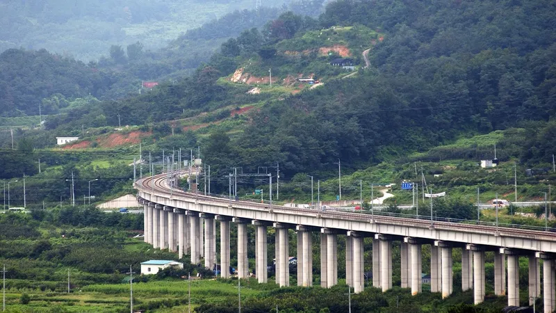 Revoltă din cauza închiderii Văii Oltului și podului Giurgiu-Ruse. Ce soluții propun transportatorii - Foto: Pixabay (imagine cu caracter ilustrativ)