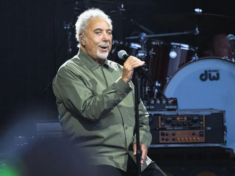 Tom Jones, huiduit la el acasă - Foto: Profimedia Images (cu rol ilustrativ)