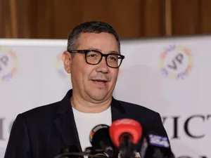 Victor Ponta, discurs, după aflarea rezultatelor exist-poll-urilor - Foto: INQUAM PHOTOS/Bogdan Buda