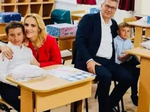 Pentru Firea și Pandele nuexistă reguli pentru că sunt pe moșiile lor Foto: Facebook Stelian Muscalu