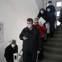 470.000 de români pe listele de așteptare pentru vaccin / Inquam Photos / Octav Ganea