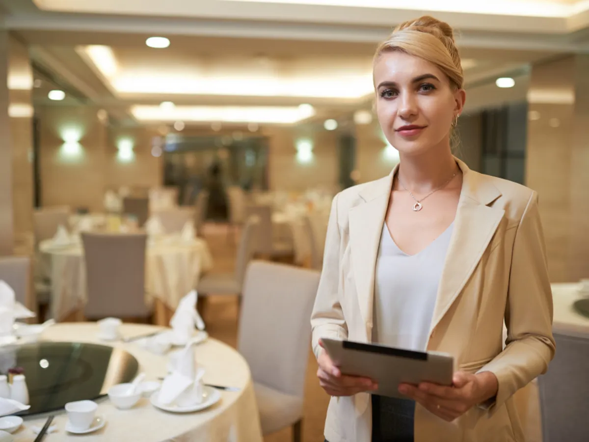 Angajată la hotel - Foto: Freepik (rol ilustrativ)