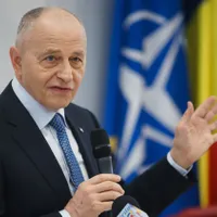 Mircea Geoană, secretarul general adjunct al NATO, a declarat că Ucraina trebuie ajutată, fără a duce la escaladarea situaţiei - Foto: Profimedia Images