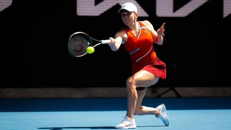 Halep a bătut-o pe Kovinici și e pentru a 7-a oară în optimile de finală ale Australian Open. / Foto: fanatik.ro