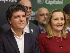 Lasconi publică poze în care susține că apar Nicușor Dan și Coldea. Primarul Bucureștiului neagă - Foto: INQUAM PHOTOS / Octav Ganea