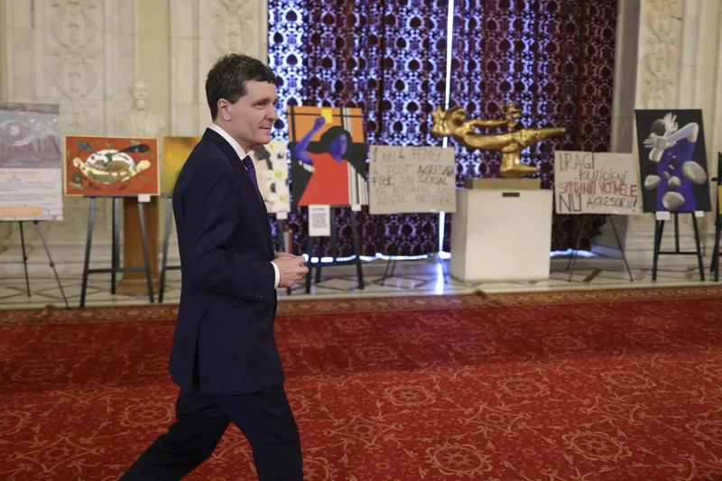 Preşedintele Nicuşor Dan, pe 26 noiembrie, la Palatul Parlamentului - Foto: INQUAM PHOTOS/Octav Ganea