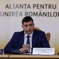 Pe cine mai racolează George Simon în AUR - Foto: Facebook / George Simion