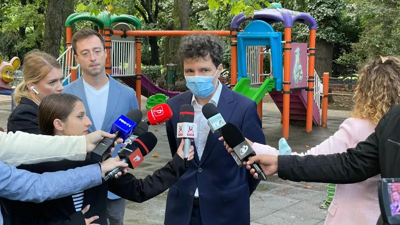 Nicușor Dan vine cu precizări referitoare la curățenia din Cișmigiu. FOTO: Facebook