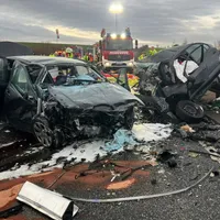 Carnagiu după ce un pensionar și-a condus Mercedesul  - Foto: bild.de