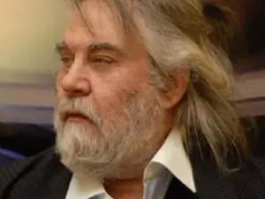 VIDEO Compozitorul grec Vangelis a încetat din viaţă la 79 de ani